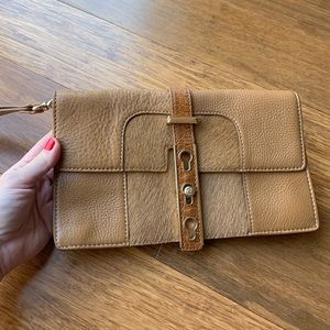 Vintage Henri Bendel gorgeous tan wristlet
